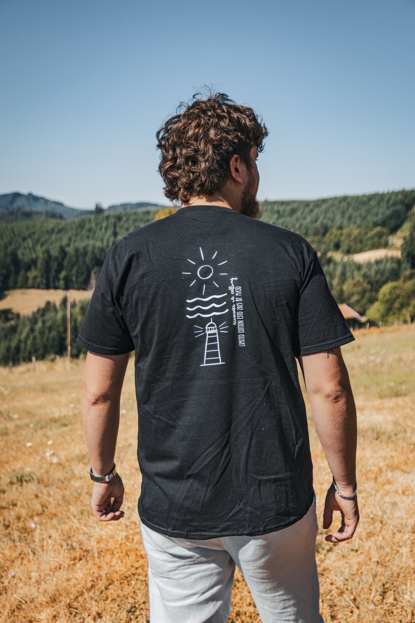 T-shirt noir phare