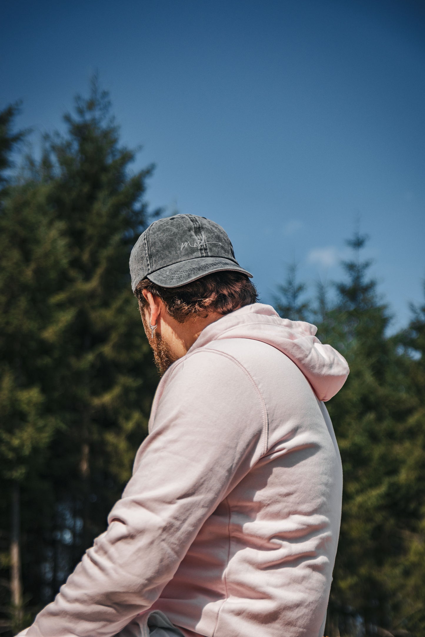 Casquette noir et gris